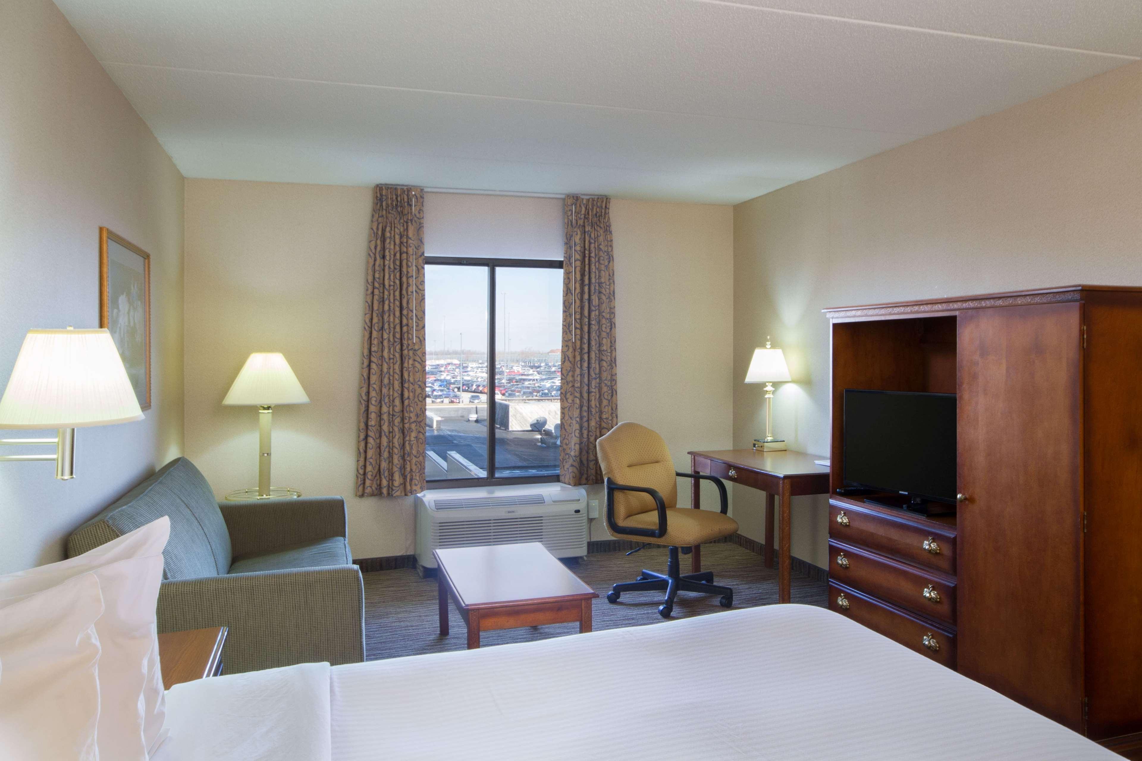 Comfort Inn & Suites Buffalo Airport Extérieur photo