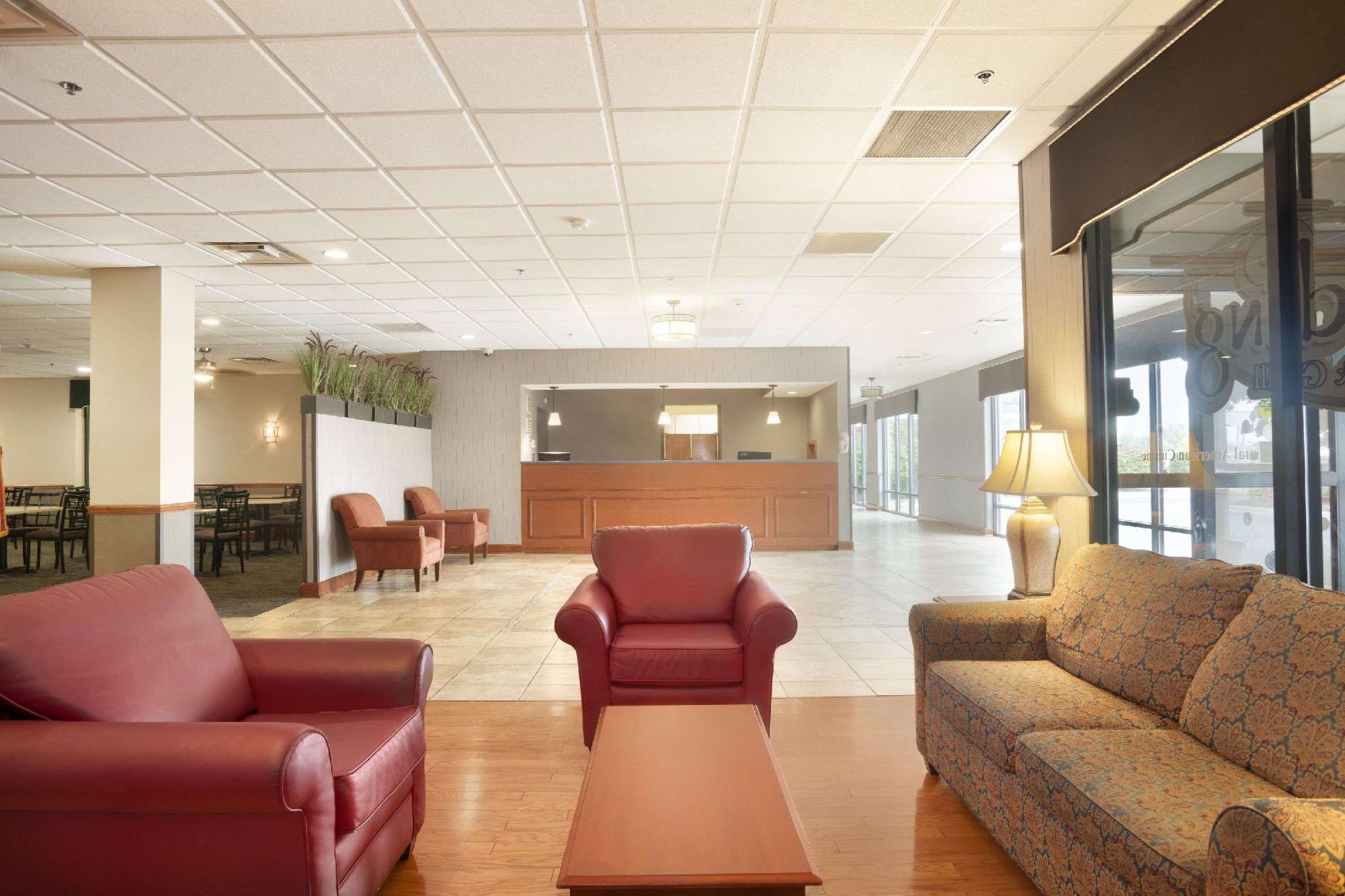 Comfort Inn & Suites Buffalo Airport Extérieur photo